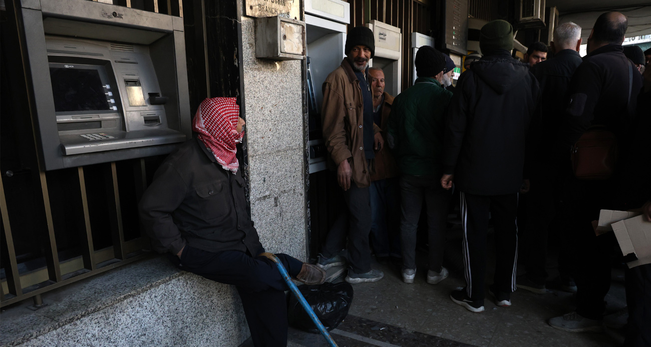 Esad bankaları boşalttı, Suriyeliler mağdur oldu