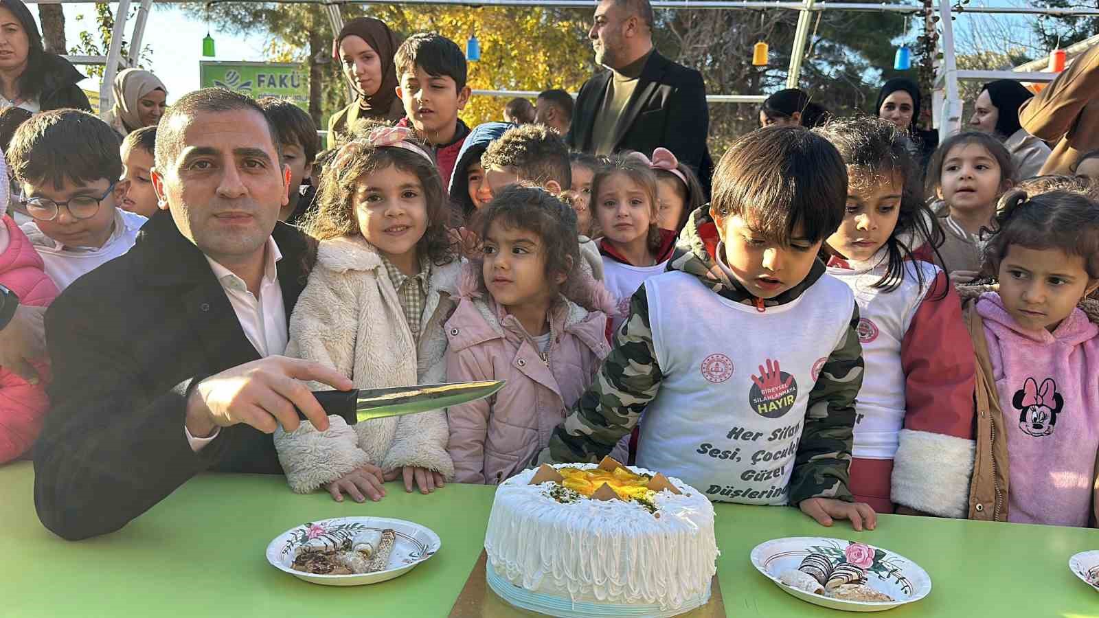 Siverek’te minik öğrencilerden büyüklere mesaj ’yılbaşında silah sıkmaya hayır’