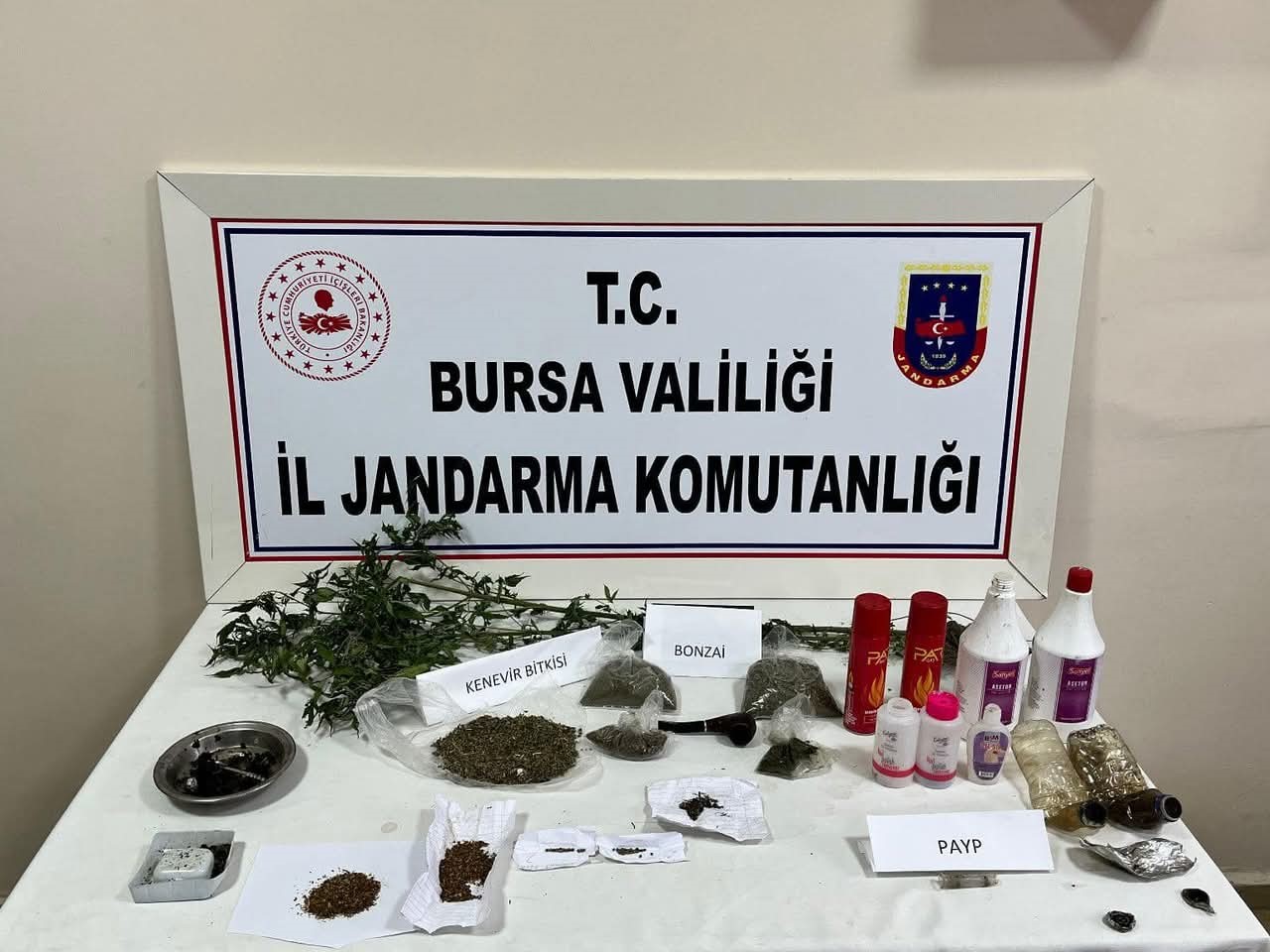 İnegöl’de uyuşturucu taciri yakalandı