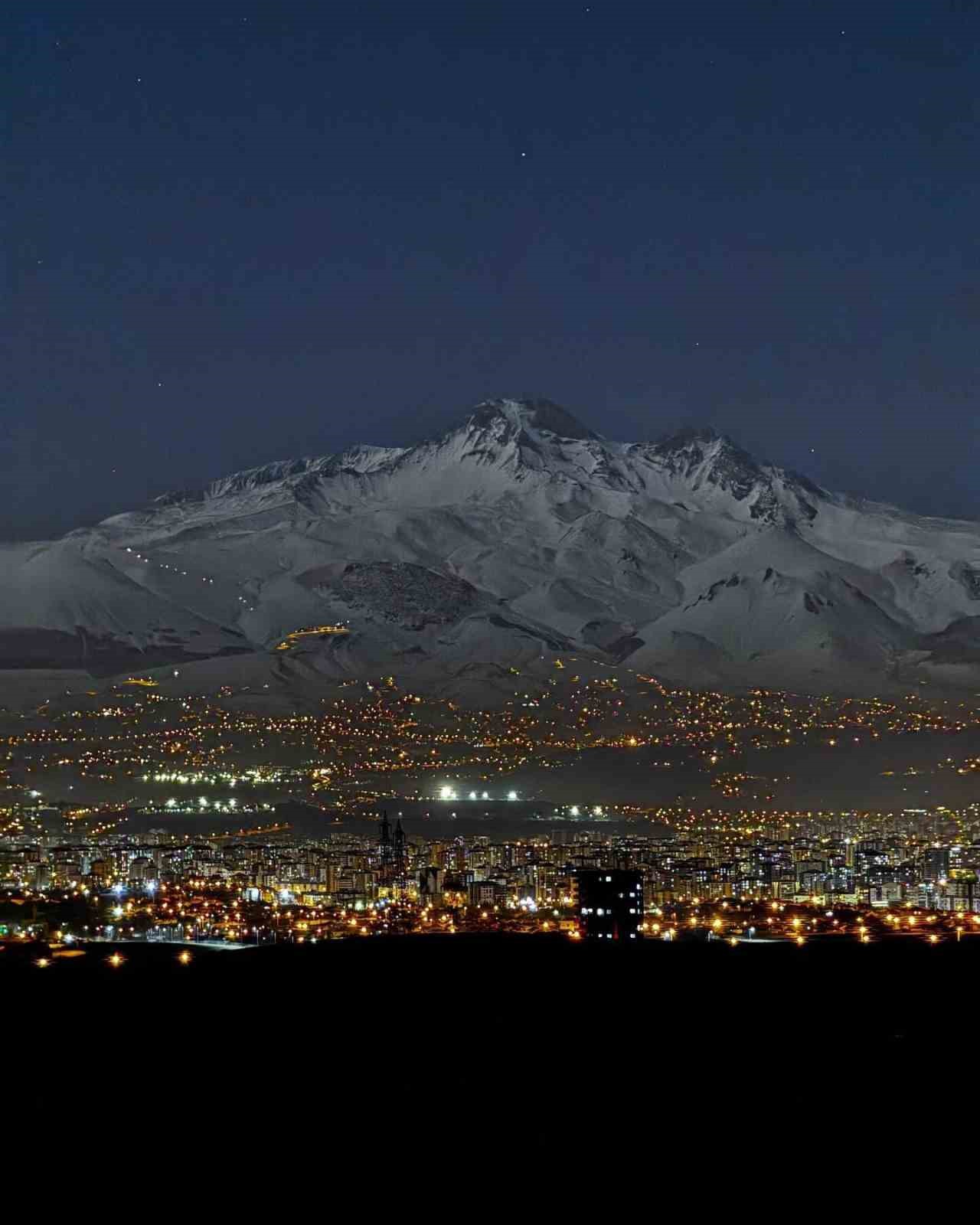 Büyükşehir, otellerin personelini Kayseri turizmi ve Erciyes konusunda bilgilendirecek