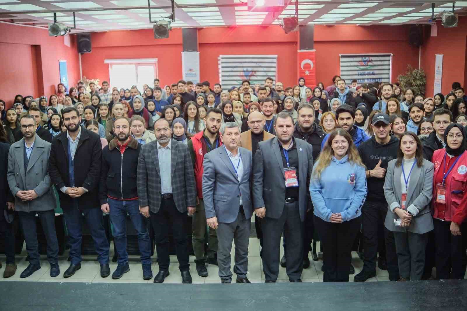 Anadolu’nun zirvesinde gençlik çalıştayı