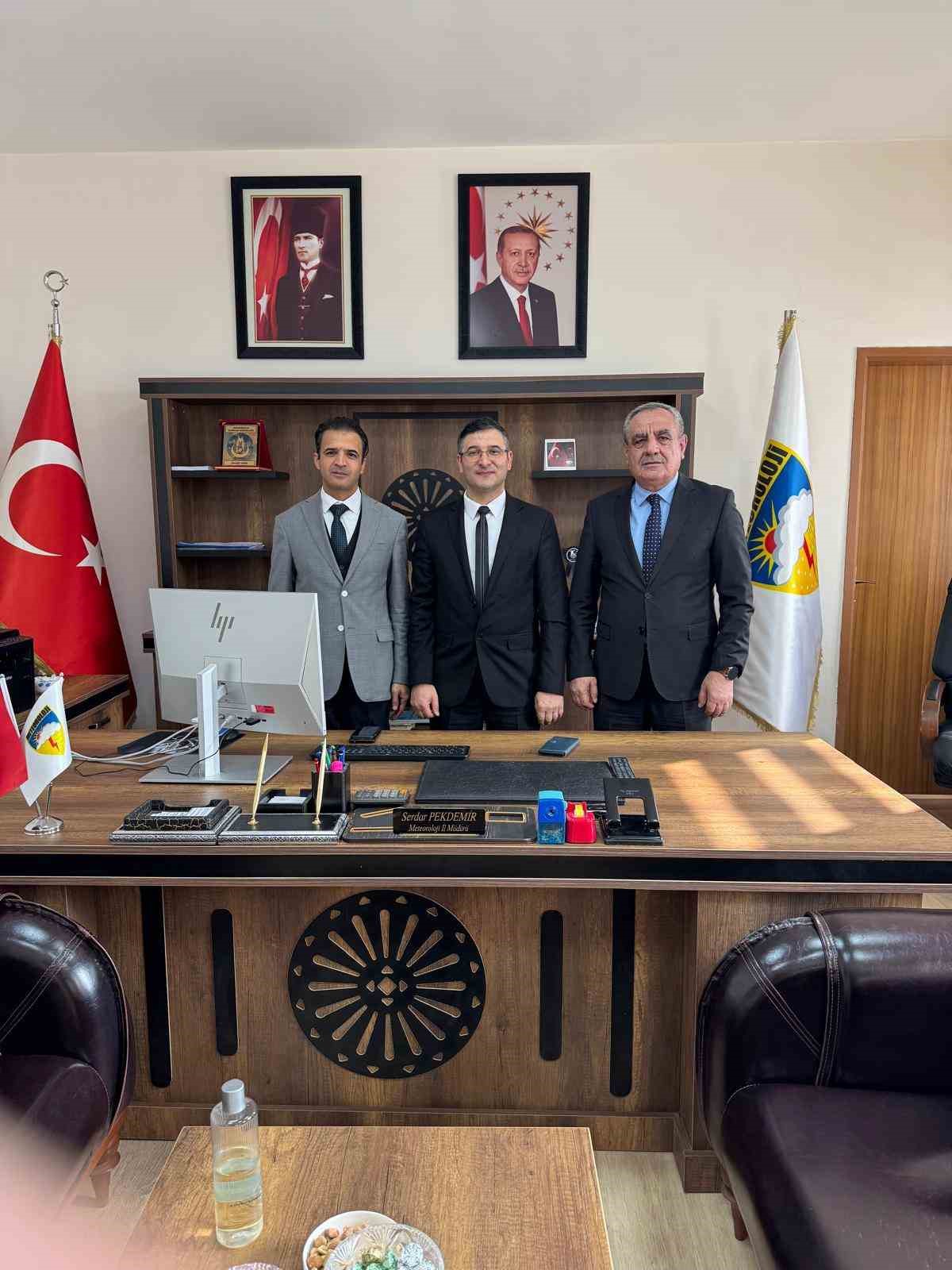 Ağrı’da Ahmed-i Hani Havalimanı ve TEİAŞ müdürleri, Meteoroloji’yi ziyaret etti