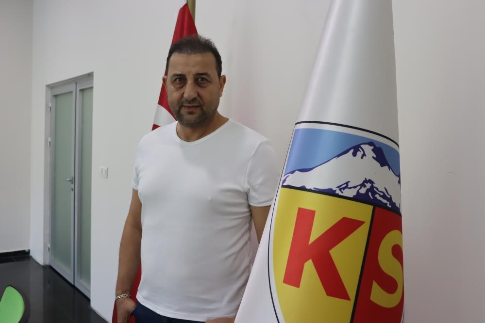 seyit-icgul-kayserispor-super-lig-takimidir