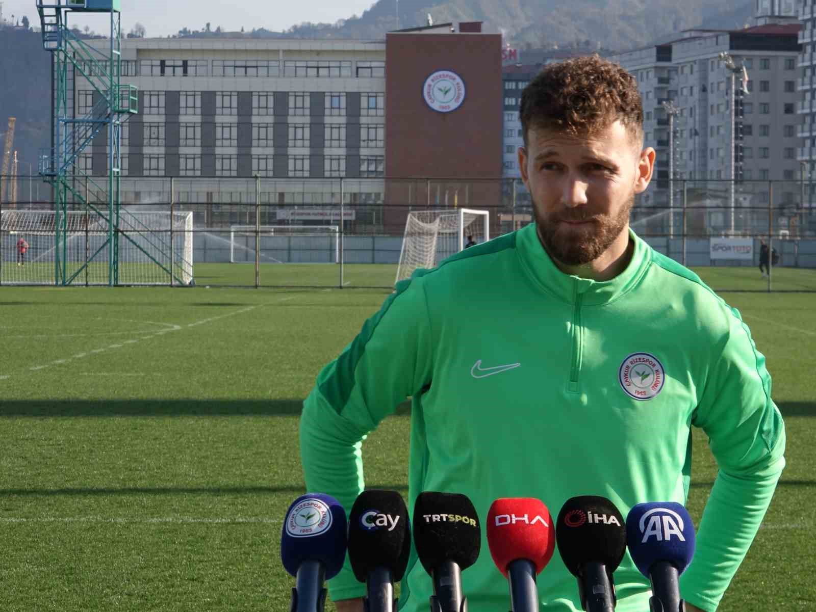 Tarık Çetin: 