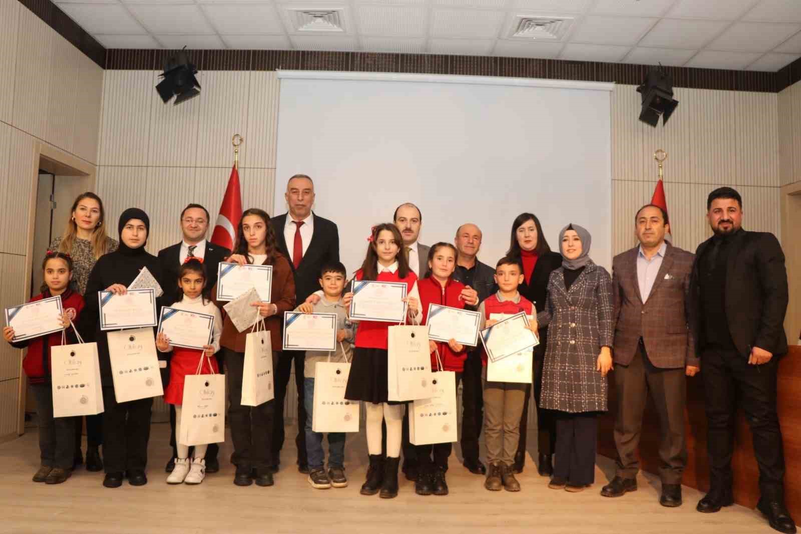 İstiklal Marşı’nı en iyi okumak için yarıştılar