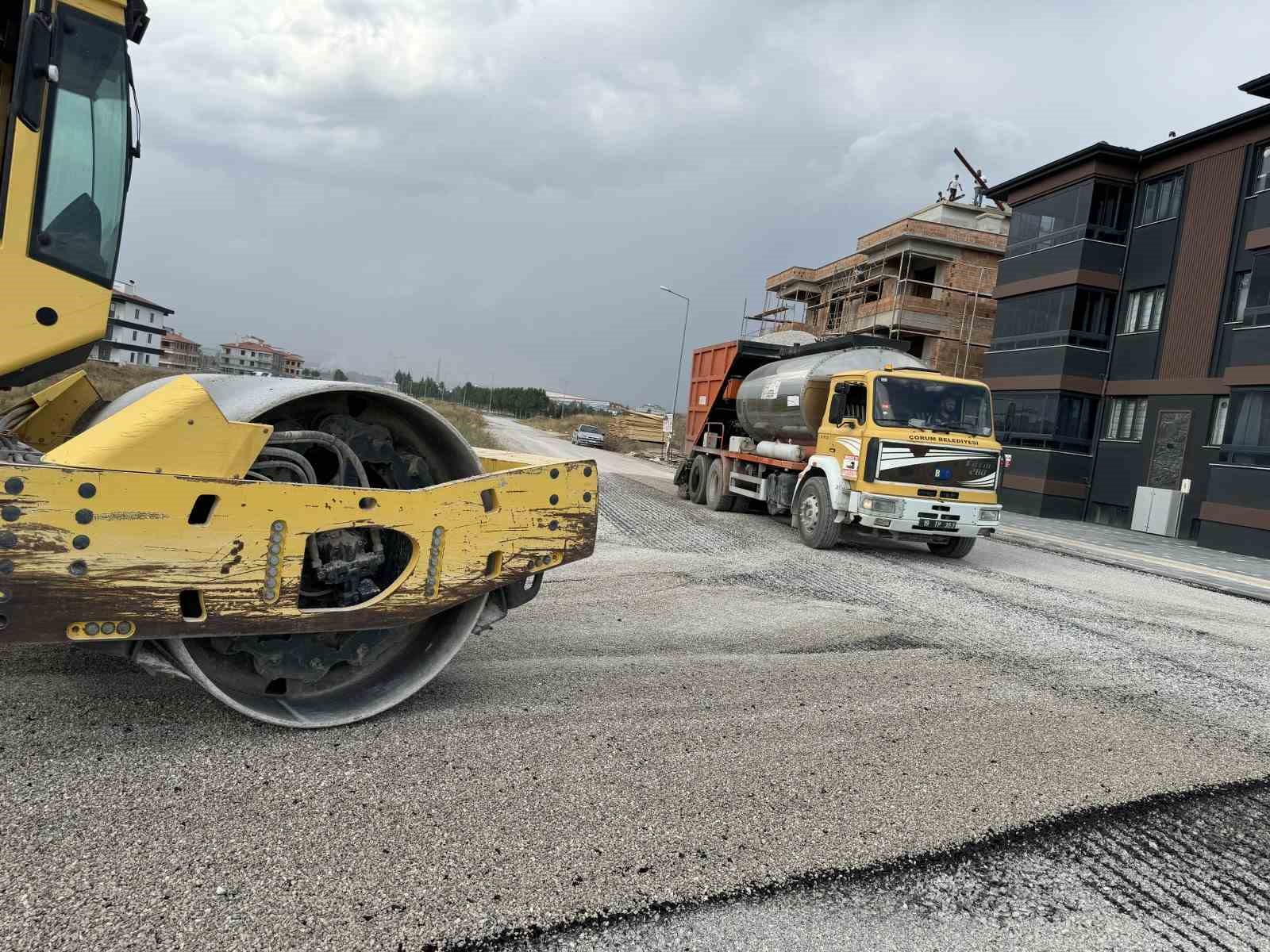 Çorum Belediyesi bir yılda 83 bin ton asfalt serdi