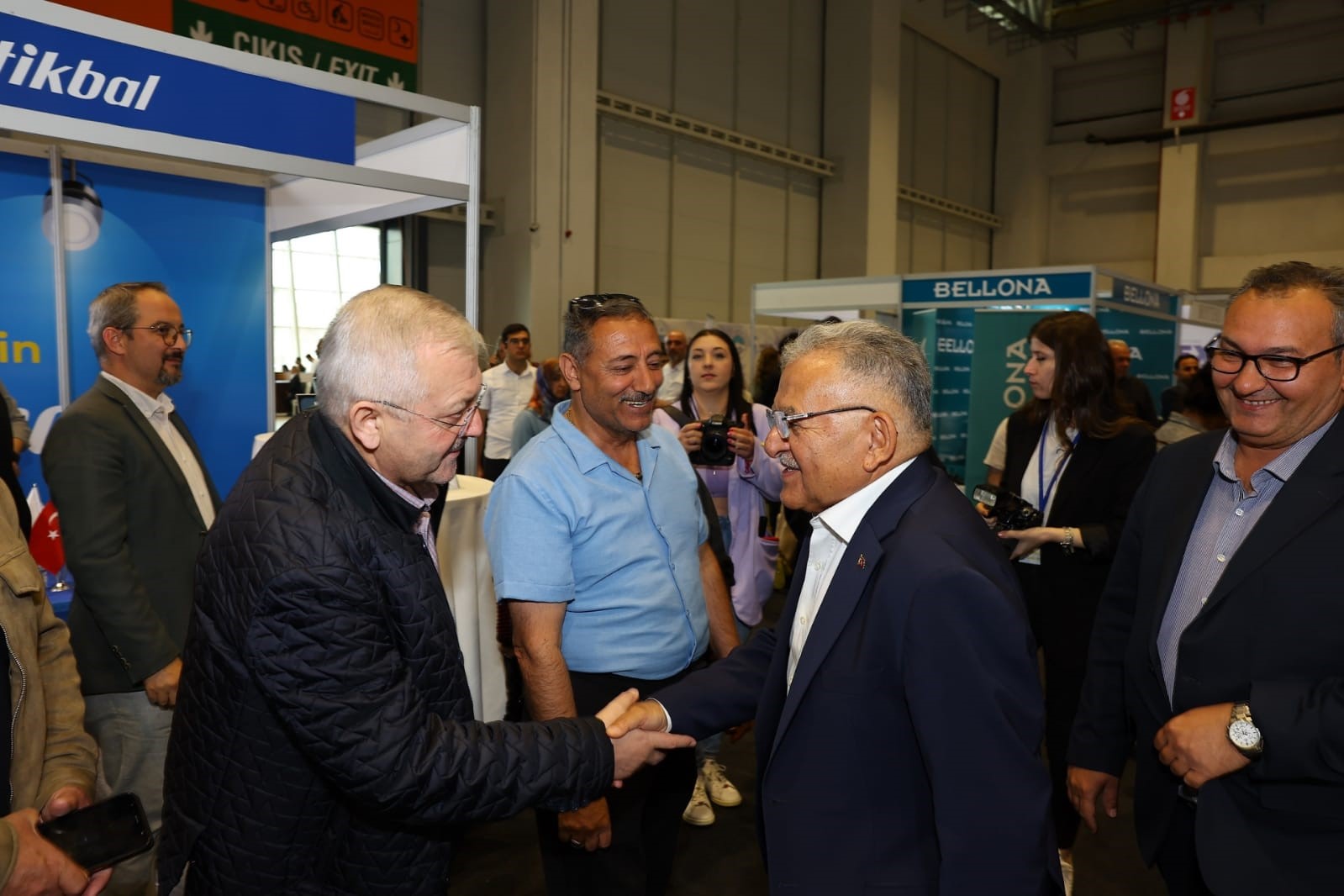 Büyükşehir’in Kayseri Kariyer Merkezi 2024’te 3 bine yakın istihdama aracı oldu