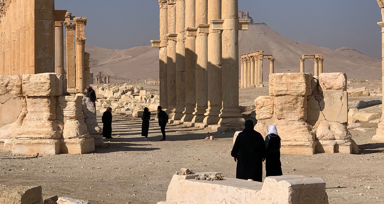 Suriye'nin antik kenti Palmira eski günlerini arıyor