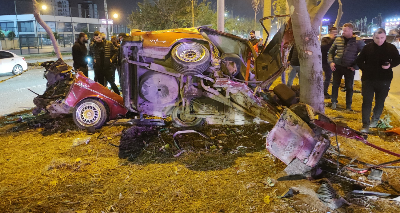 Adana’da ikiye bölünen otomobilde ölü sayısı 2’ye yükseldi