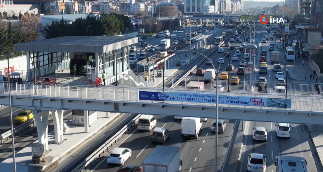 Metrobüste Topkapı - Küçükçekmece arası 16 ayda açılmıştı, Yenibosna istasyonu 6 ayda yapılamadı