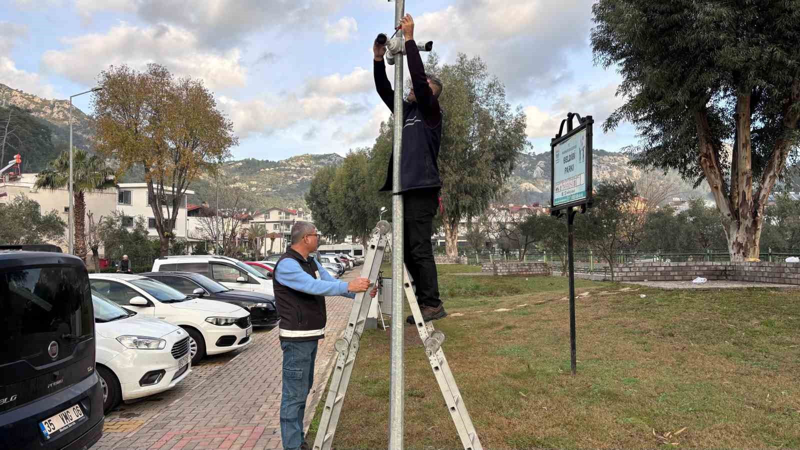 Marmaris’te parklar kamera sistemi ile daha güvenli hale geliyor