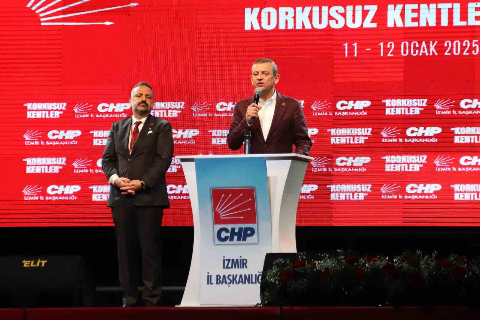 CHP lideri Özel’den maaş açıklaması: “Dost görünenlerin karşımıza geçtiğini not ettik”