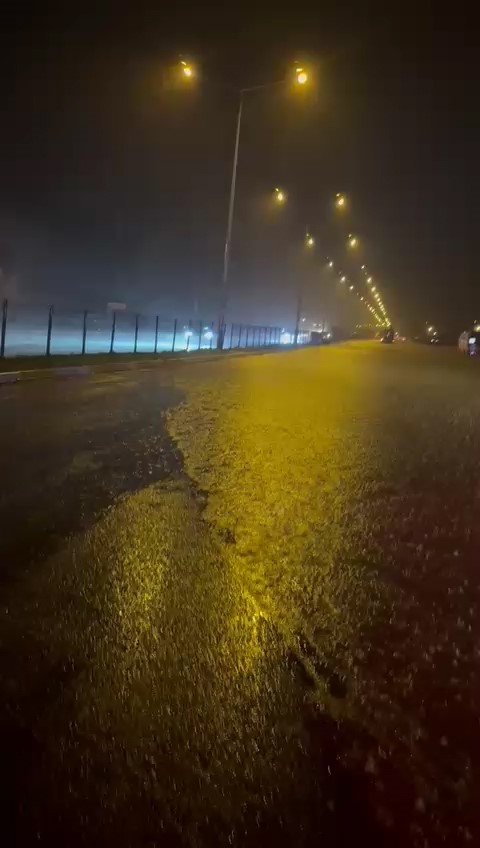 Kazdağları’nda eriyen karlar ve sağanak Edremit’te su baskınlarına neden oldu