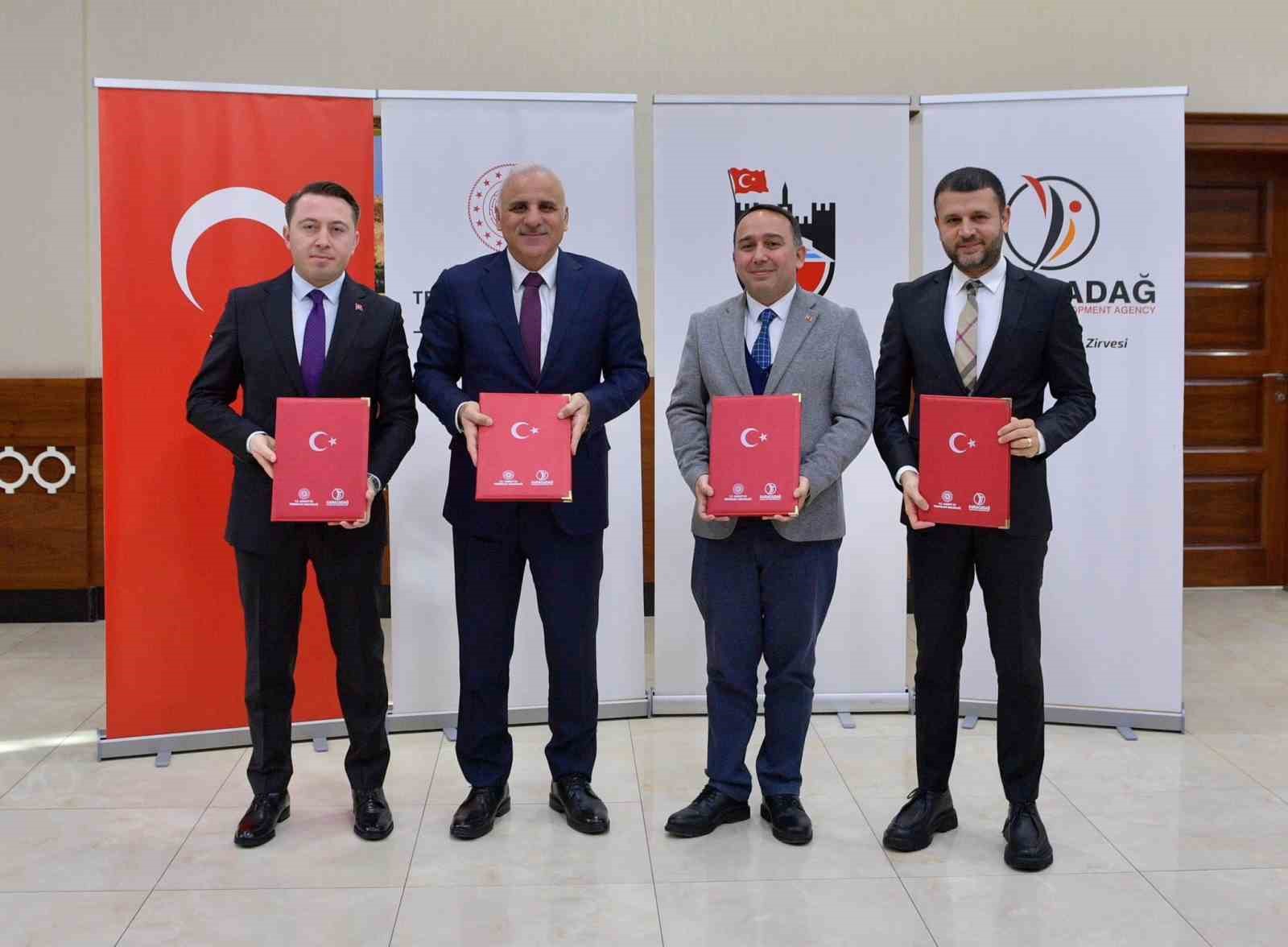 Eğil ve Çermik ilçelerine iki projenin imzası atıldı