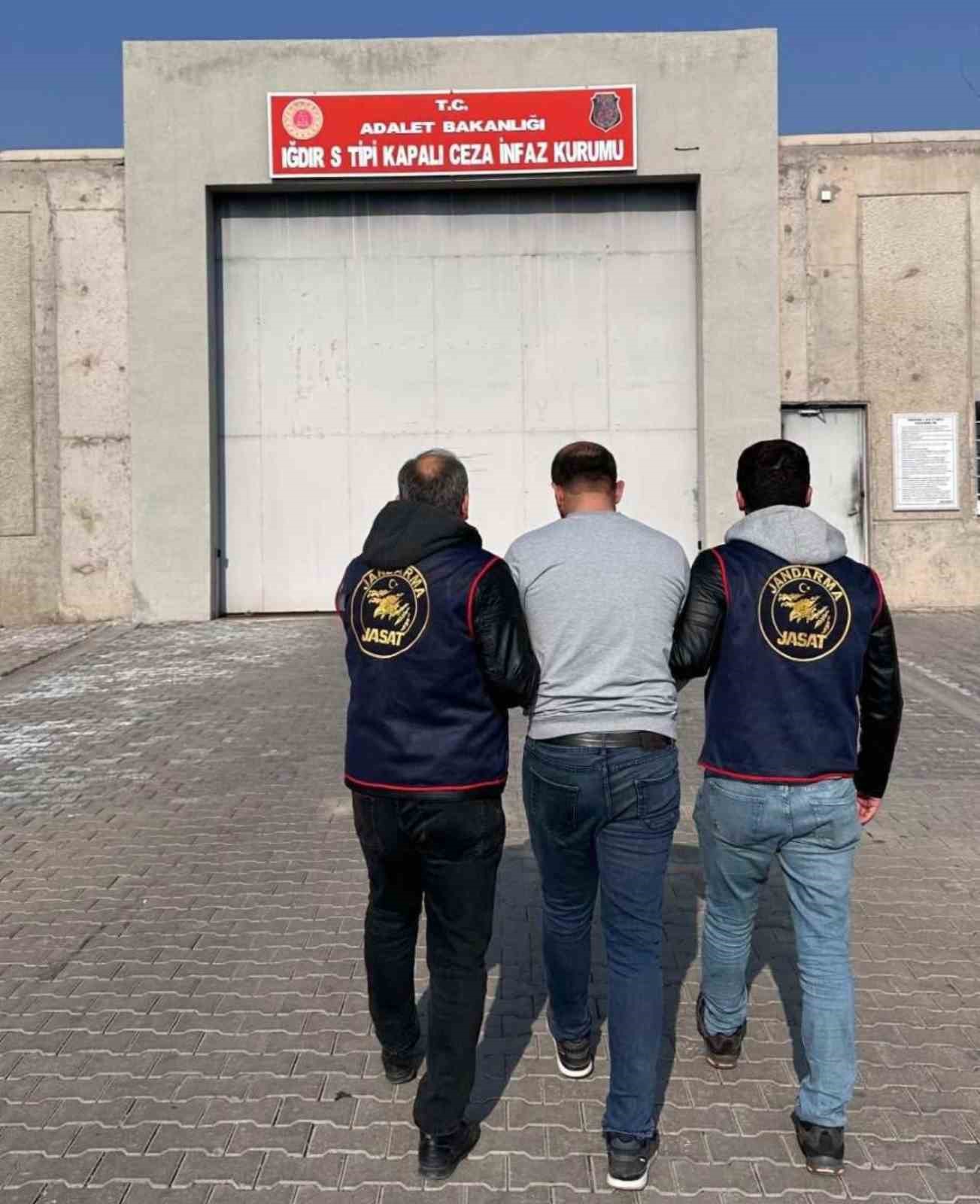 Iğdır’da 12 yıl 6 ay hapis cezası bulunan şahıs yakalandı