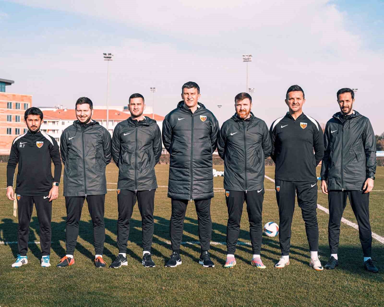 Kayserispor’un teknik kadrosu