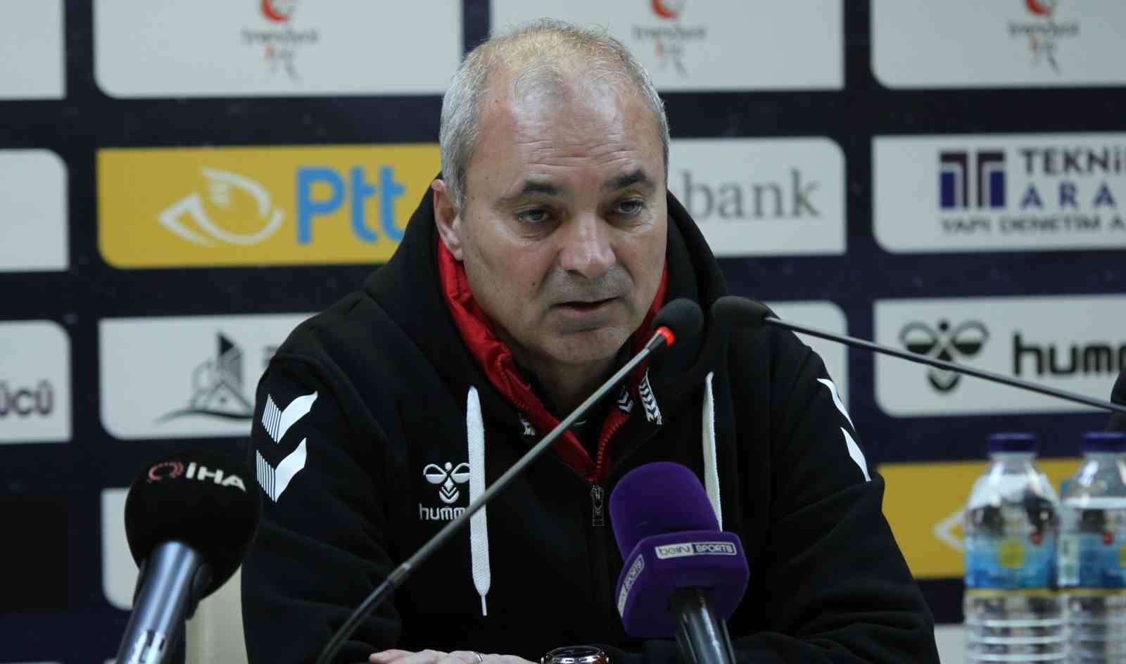 Erkan Sözeri: 
