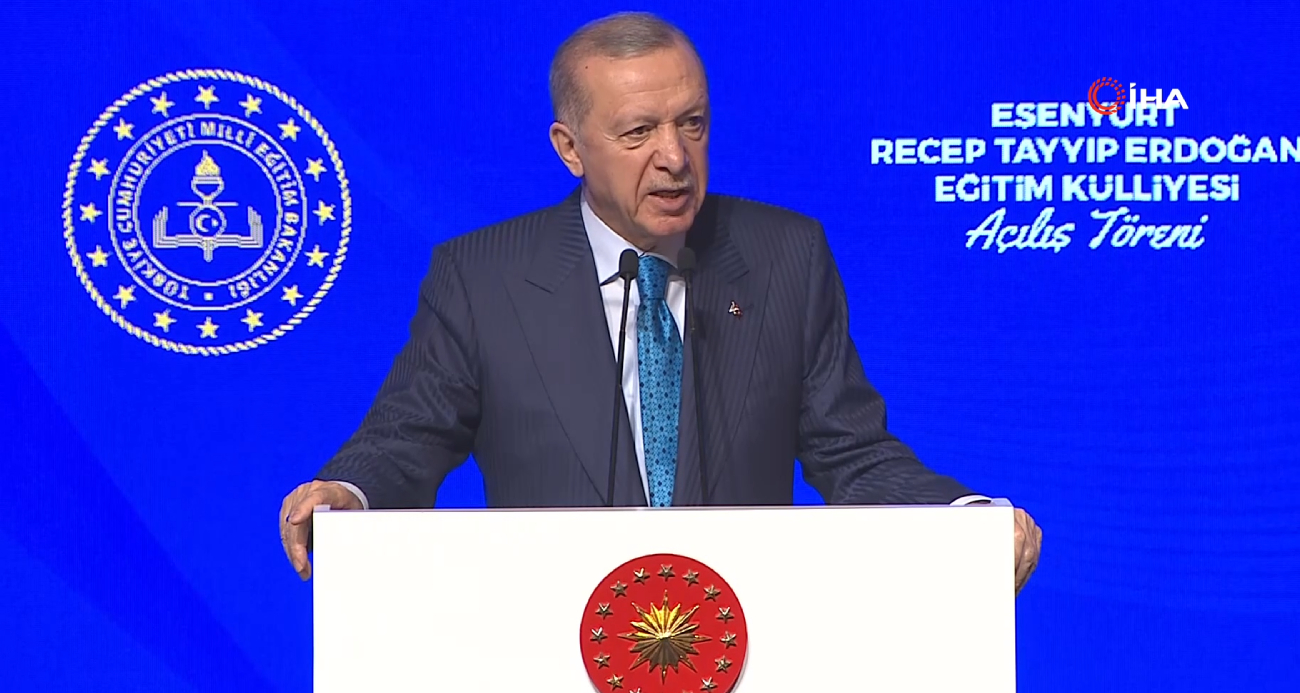 Cumhurbaşkanı Erdoğan: ''Sosyal medyaya yaş sınırı gelebilir''