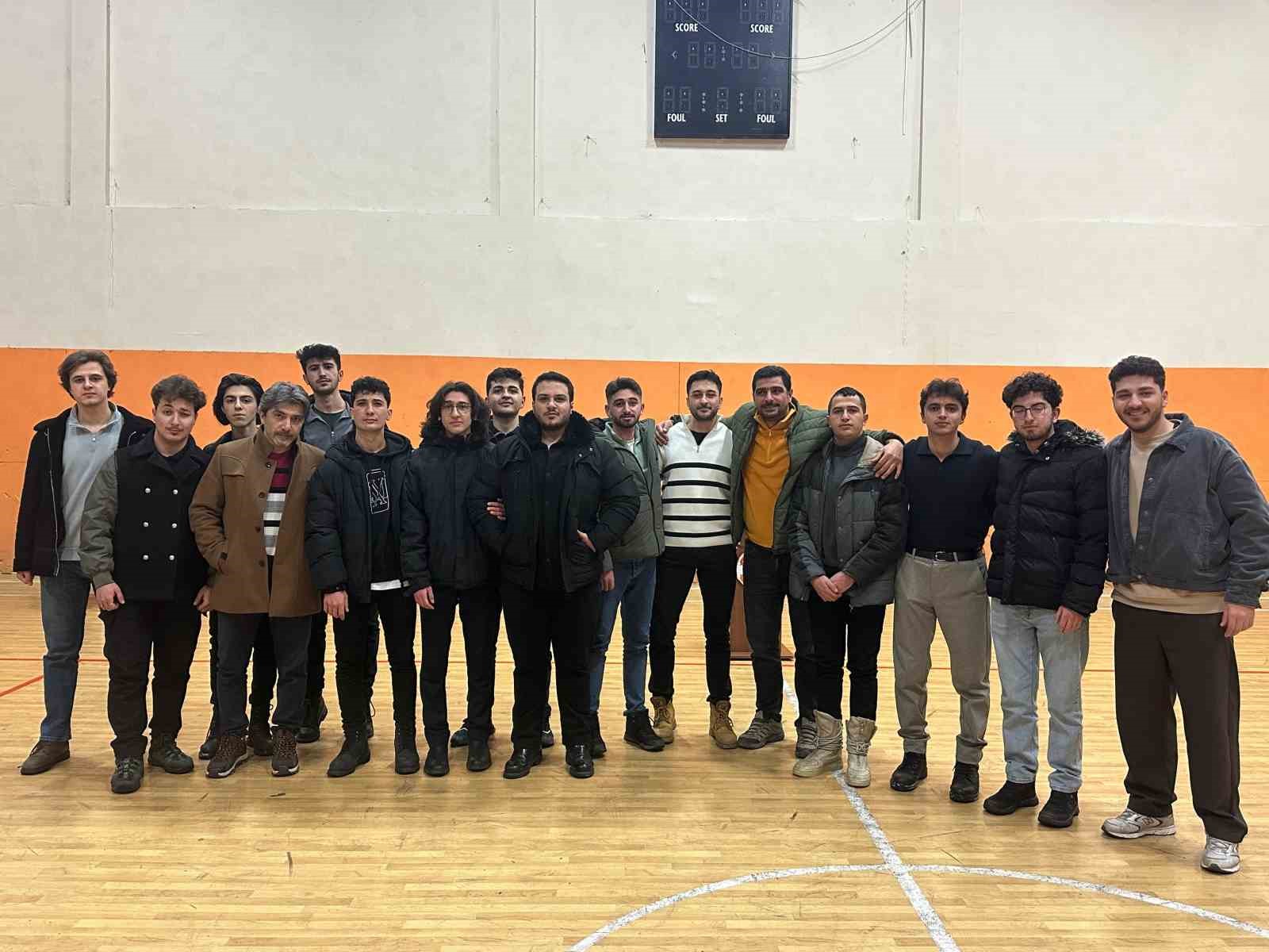 Mezunlar pilav gününde buluştu