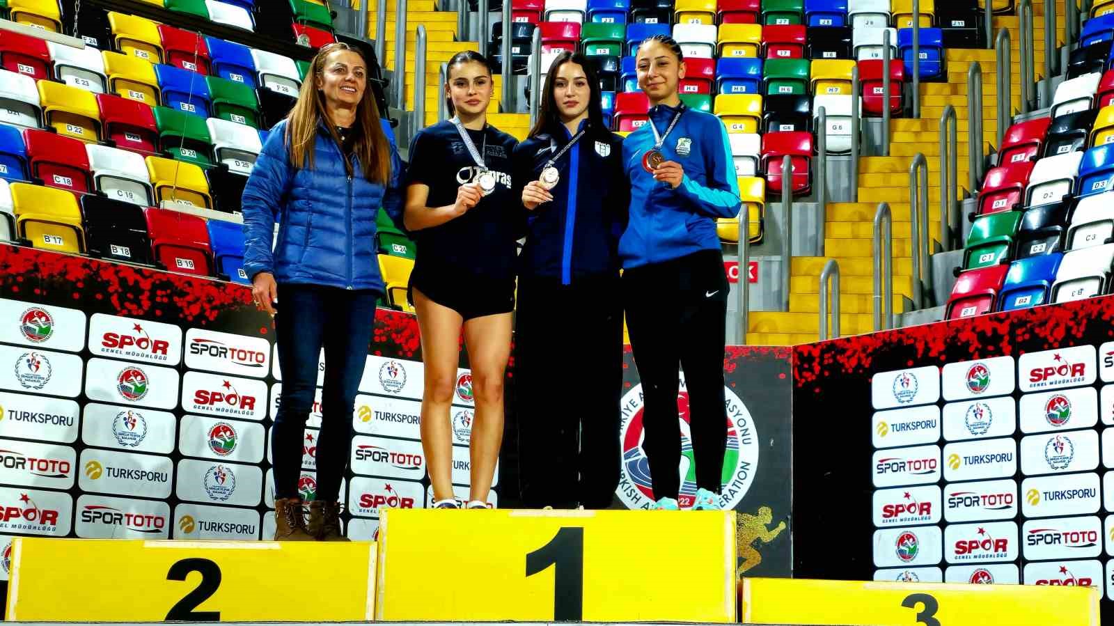 Aydınlı genç sporcular Türkiye Şampiyonası’na damga vurgu