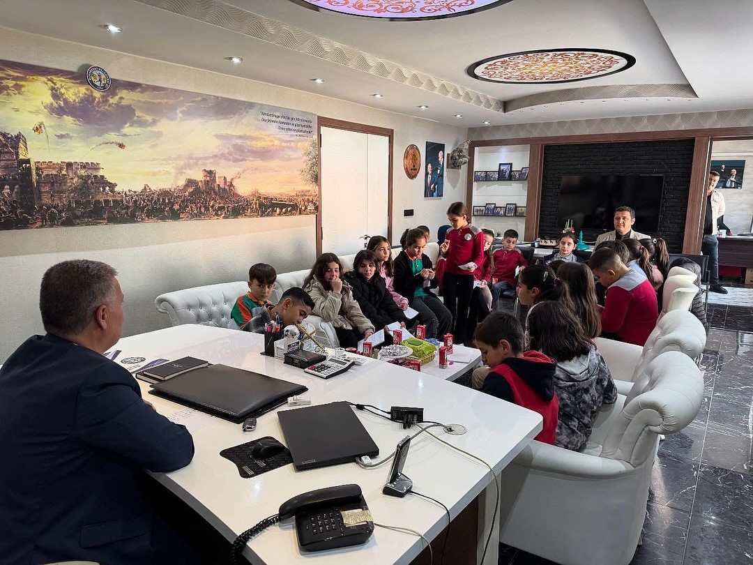 Buharkentli minikler belediyeyi yakından tanıdı