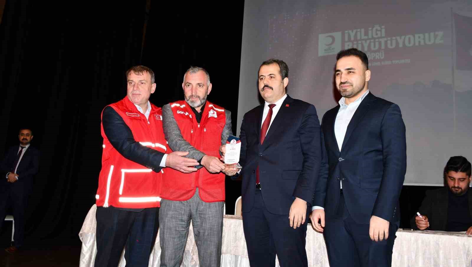 Türk Kızılay Vezirköprü Şube Başkanı Bekir Kurtoğlu oldu