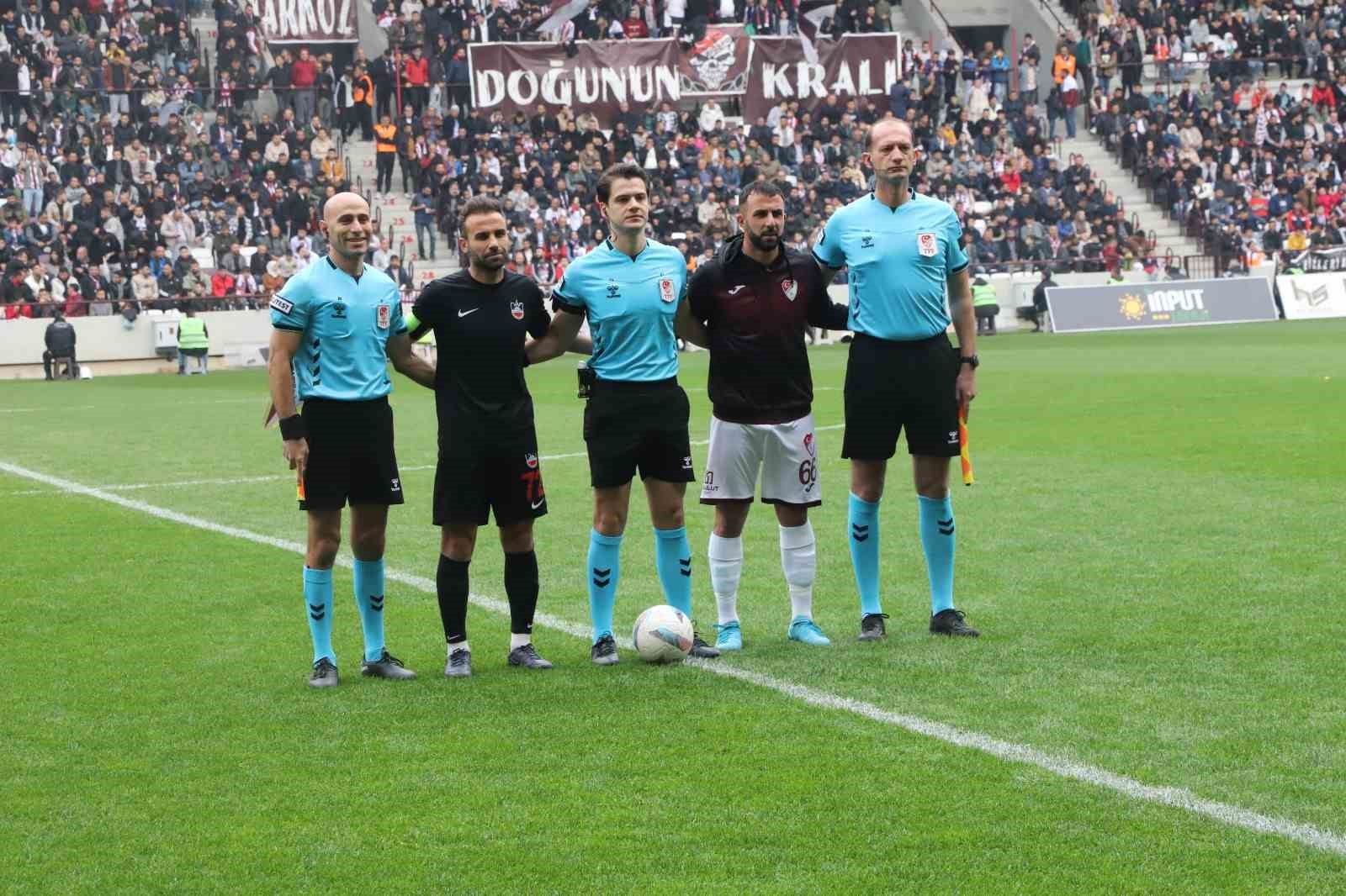 Elazığspor- Vanspor FK maçının hakemleri değişti