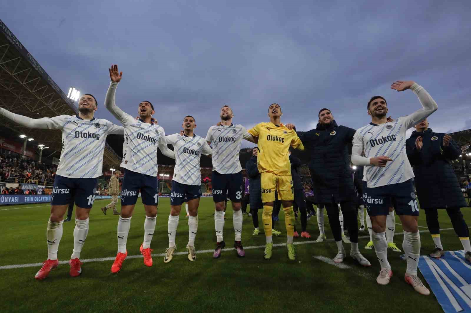 Fenerbahçe, galibiyet serisini 6 maça çıkardı