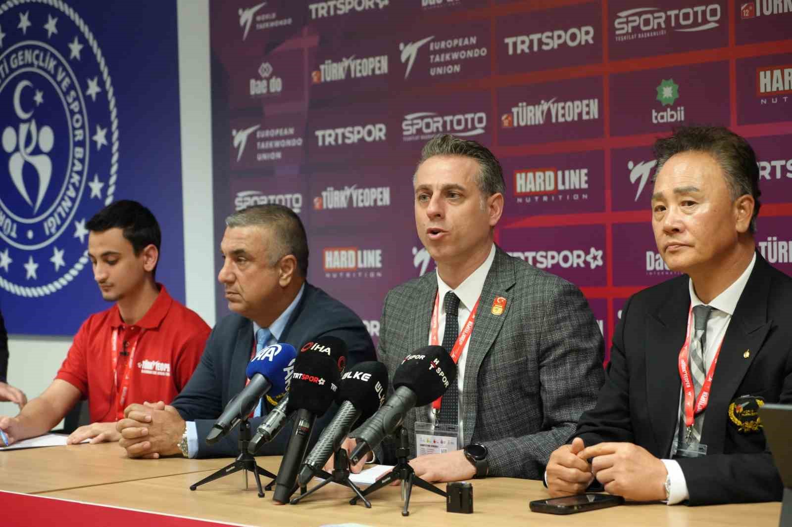 12. Uluslararası Türkiye Açık Tekvando Turnuvası Antalya’da başladı