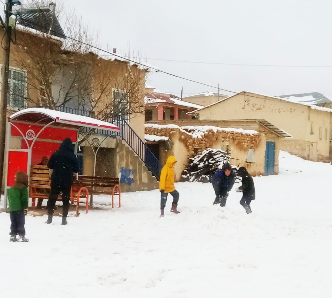 Doğanşehir’de eğitime kar engeli