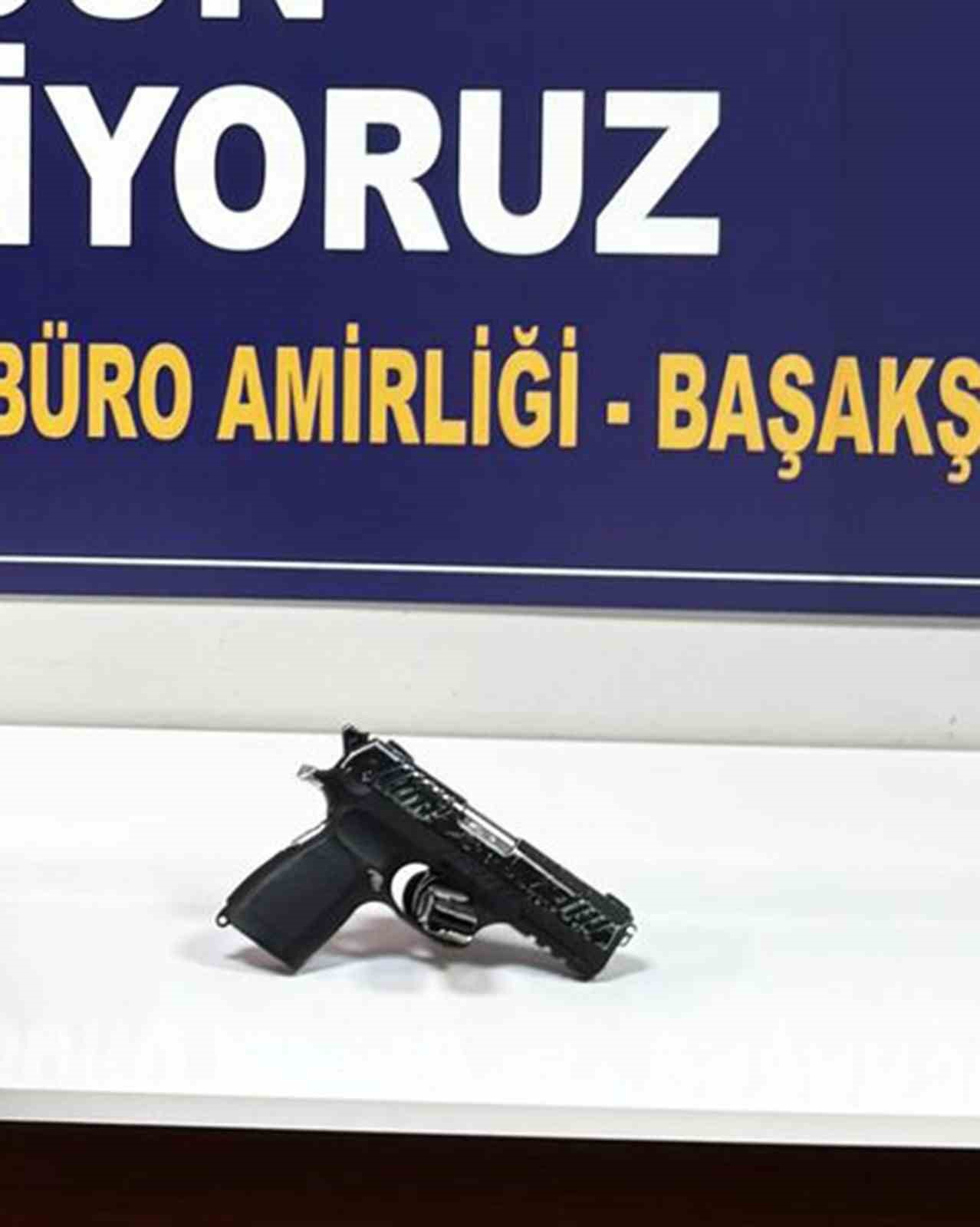 Başakşehir’de düğünde havaya ateş açan şahıs yakalandı