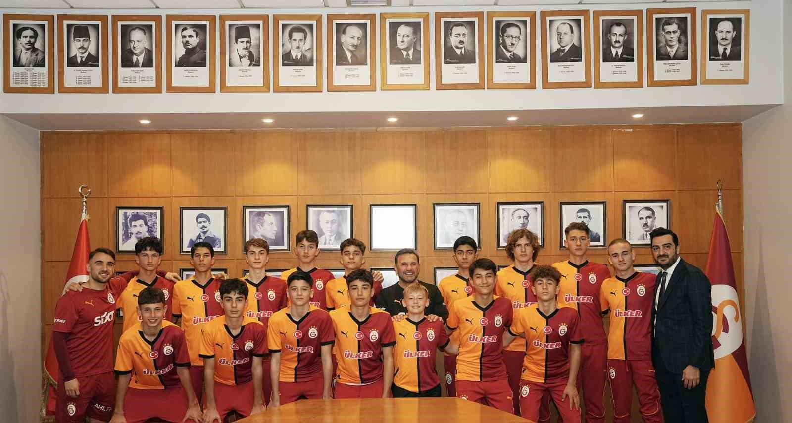 Galatasaray Futbol Akademisi’ne 16 oyuncu katıldı