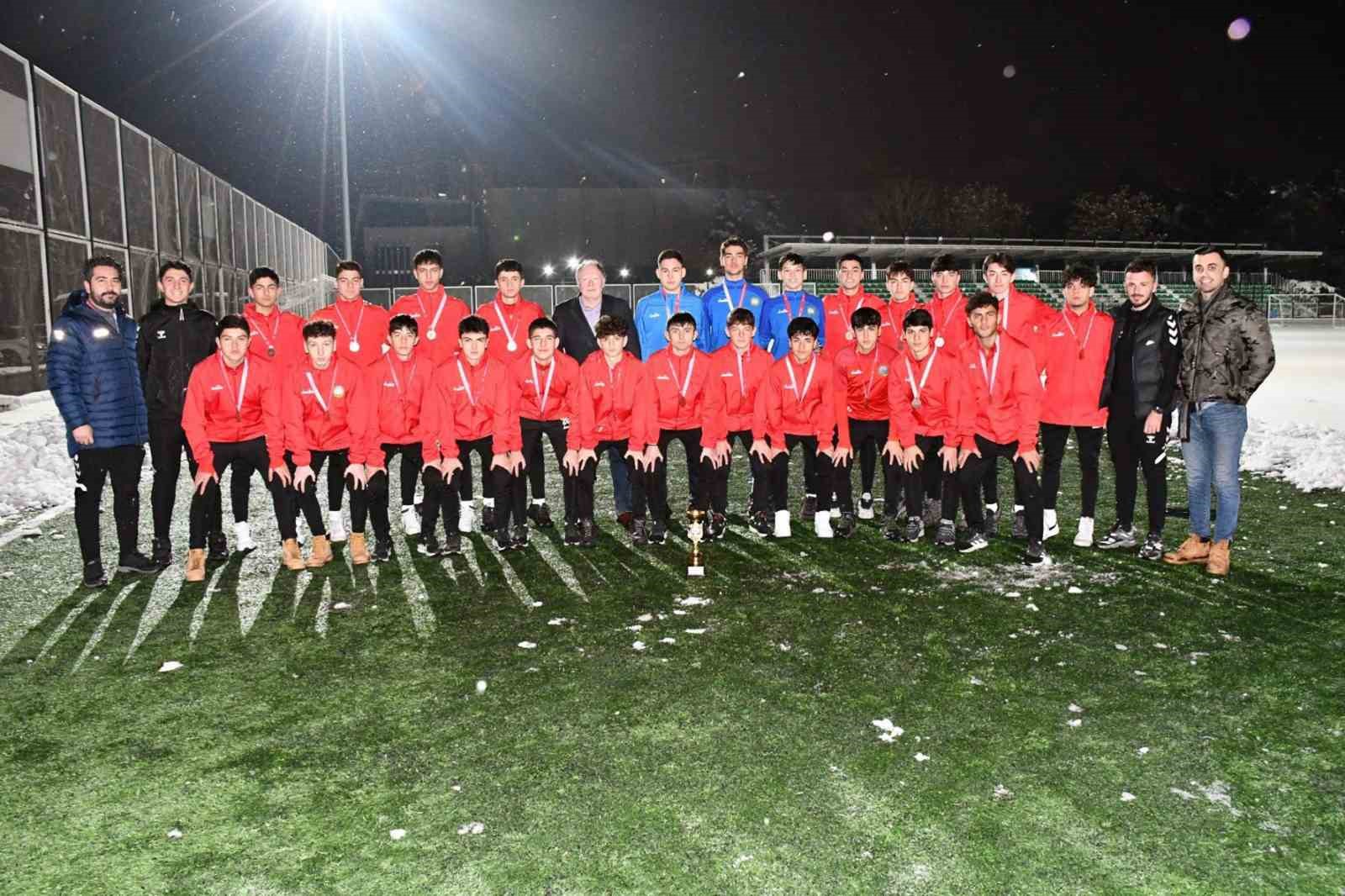 Zirveye Talas Belediyespor ambargosu
