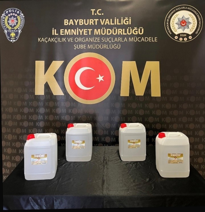 Bayburt’ta 20 litre etil alkol ele geçirildi