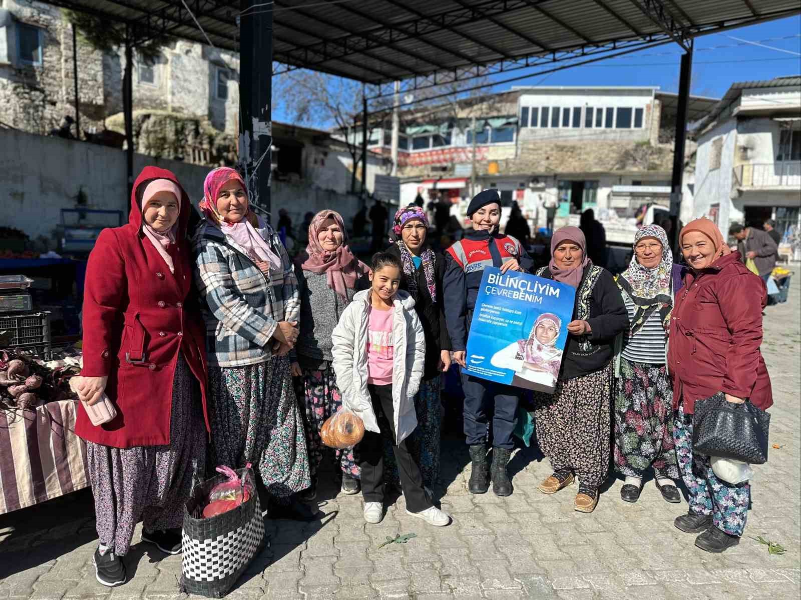 Jandarma ekiplerinden vatandaşlara çevre bilinci eğitimi