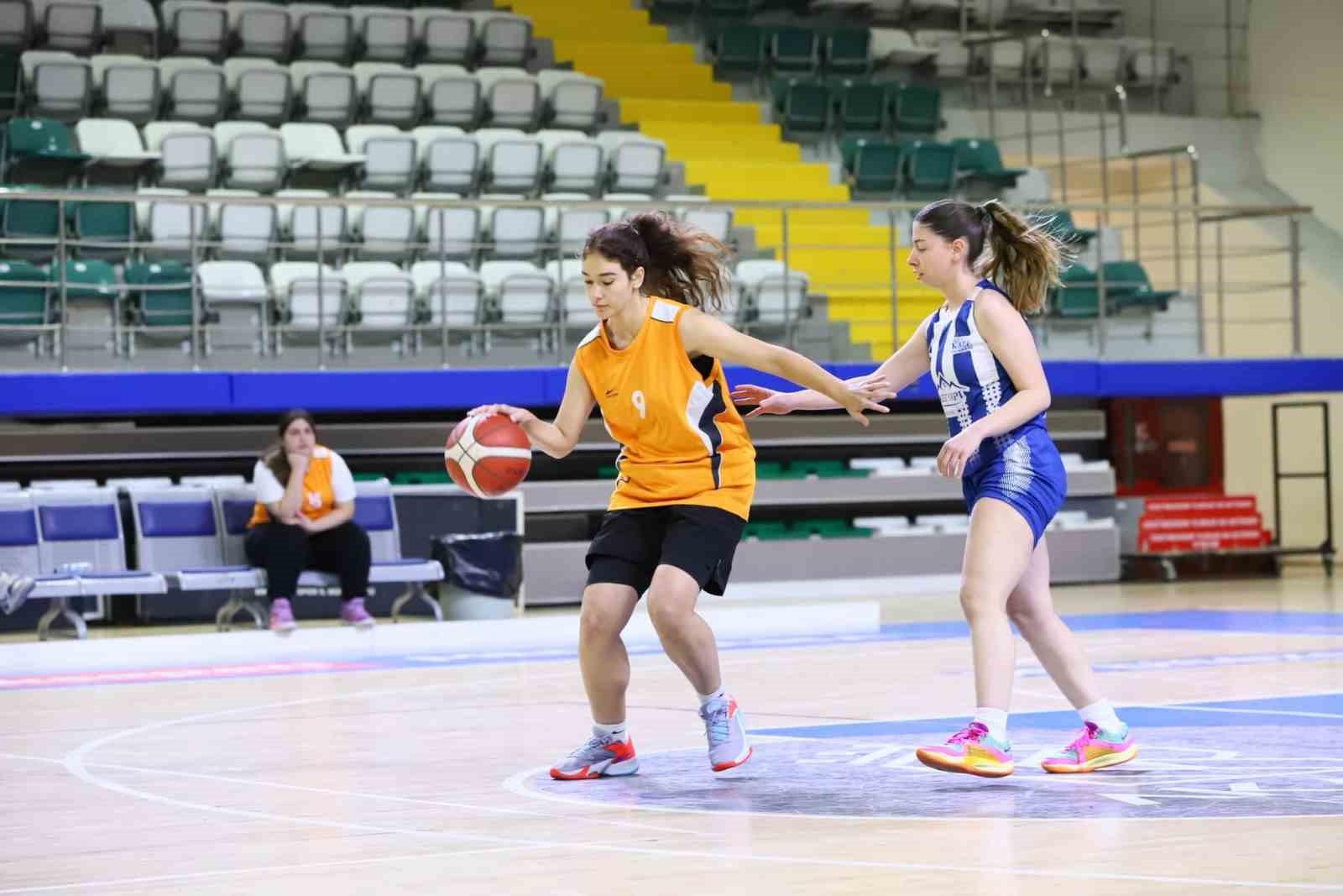 Menteşe’de genç kızlar basketbol il birinciliği müsabakaları tamamlandı