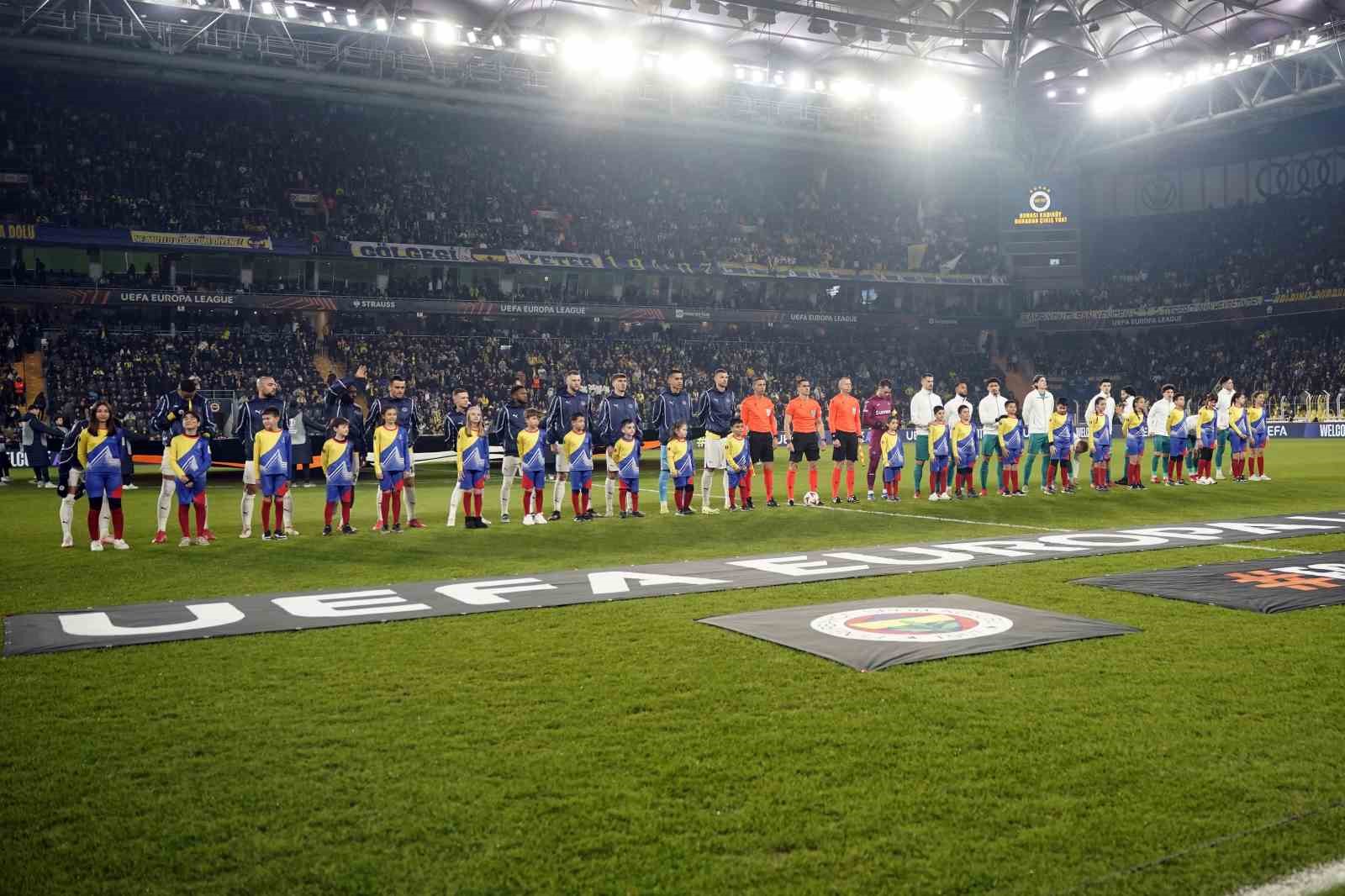 UEFA Avrupa Ligi: Fenerbahçe: 1 - Anderlecht: 0 (Maç devam ediyor)