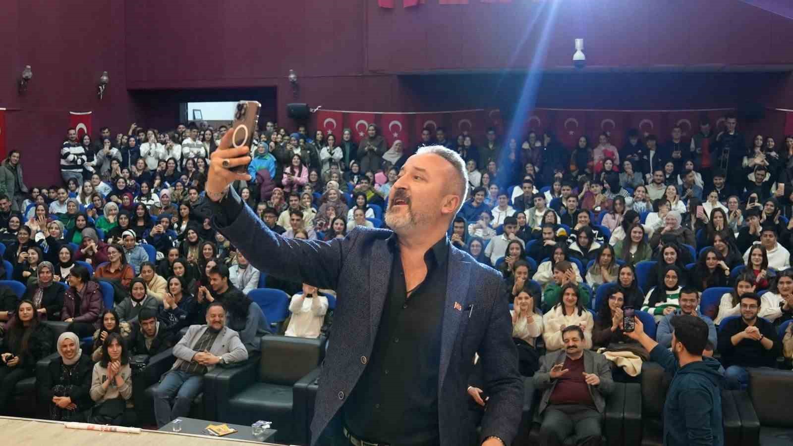 Elazığ’da düzenlenen seminere yoğun ilgi