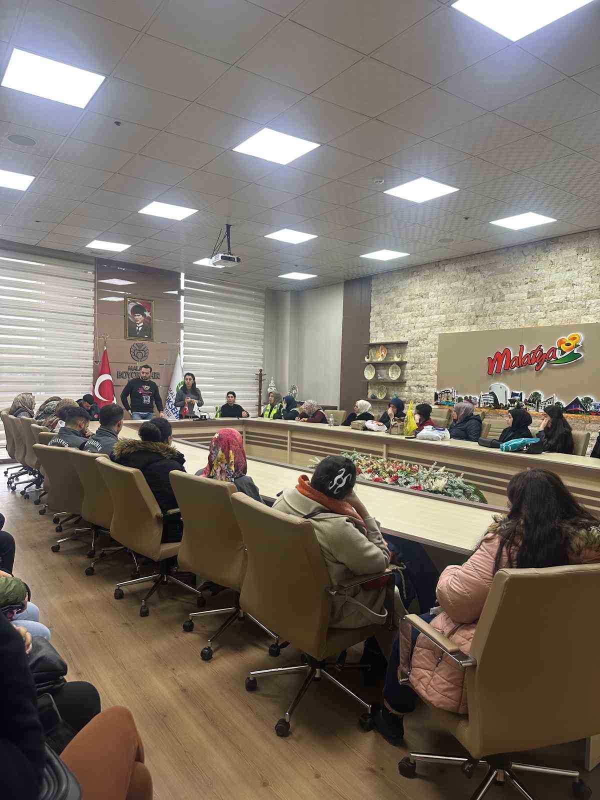 Malatya’da iş kazalarını önlemek için İSG eğitimi düzenlendi