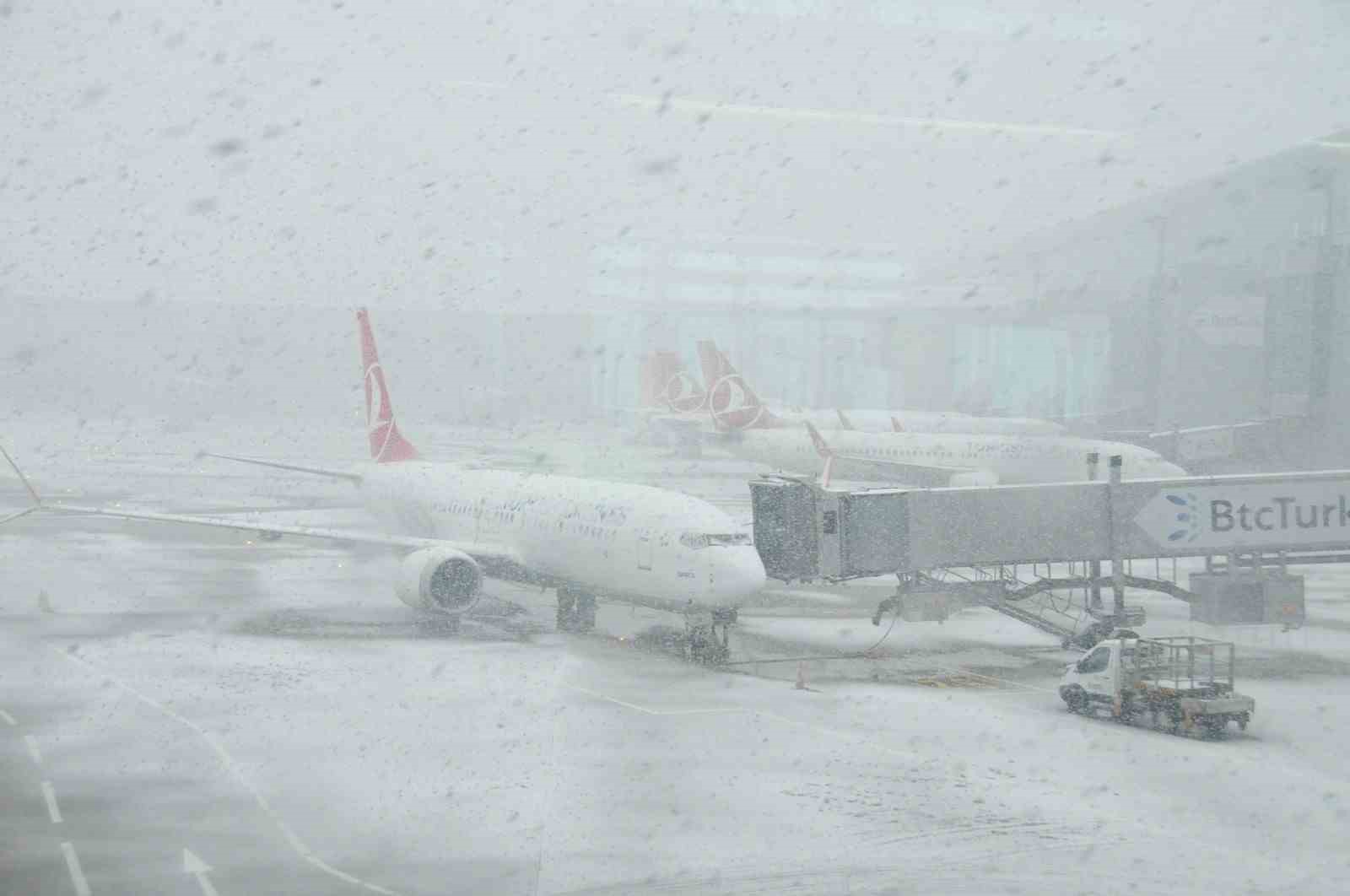 İstanbul Havalimanı’nda seferler azaltıldı