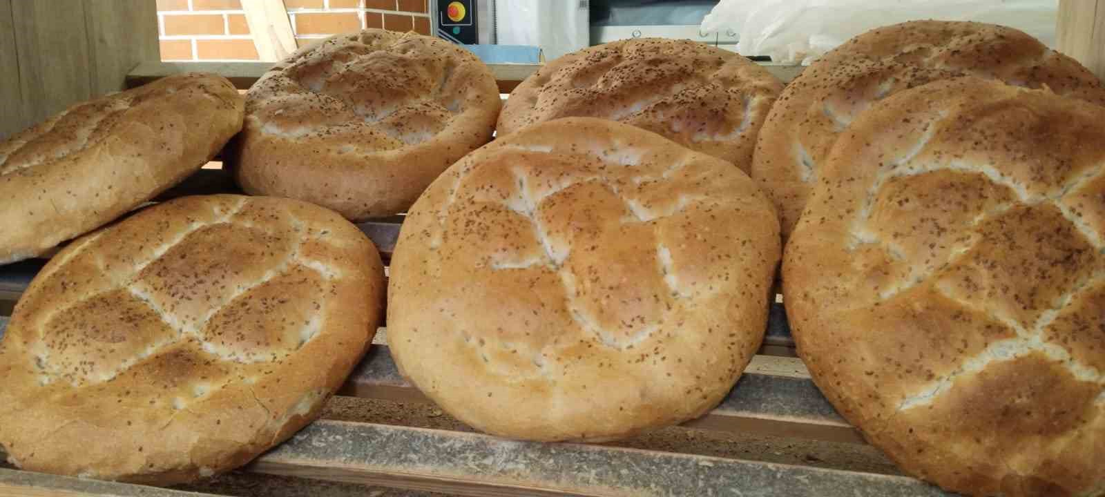 350 gram Ramazan pidesi 30 liradan satılacak