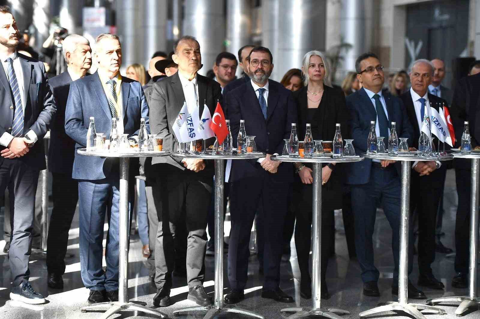 Makine ve üretim sektörü İzmir’de buluştu