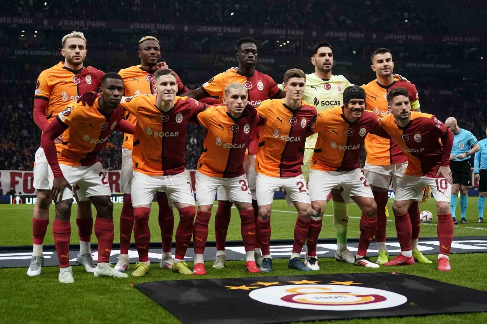 UEFA Avrupa Ligi: Galatasaray: 0 - AZ Alkmaar: 0 (Maç devam ediyor)