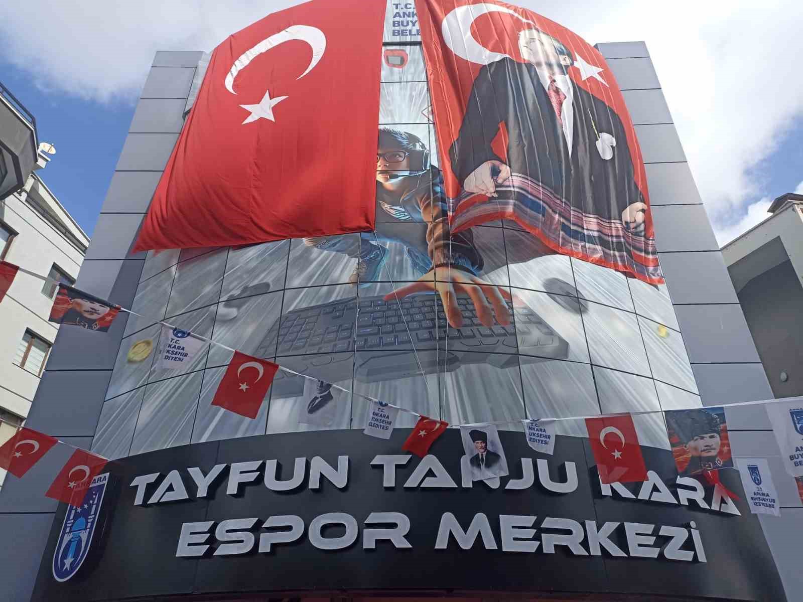 Mansur Yavaş: 