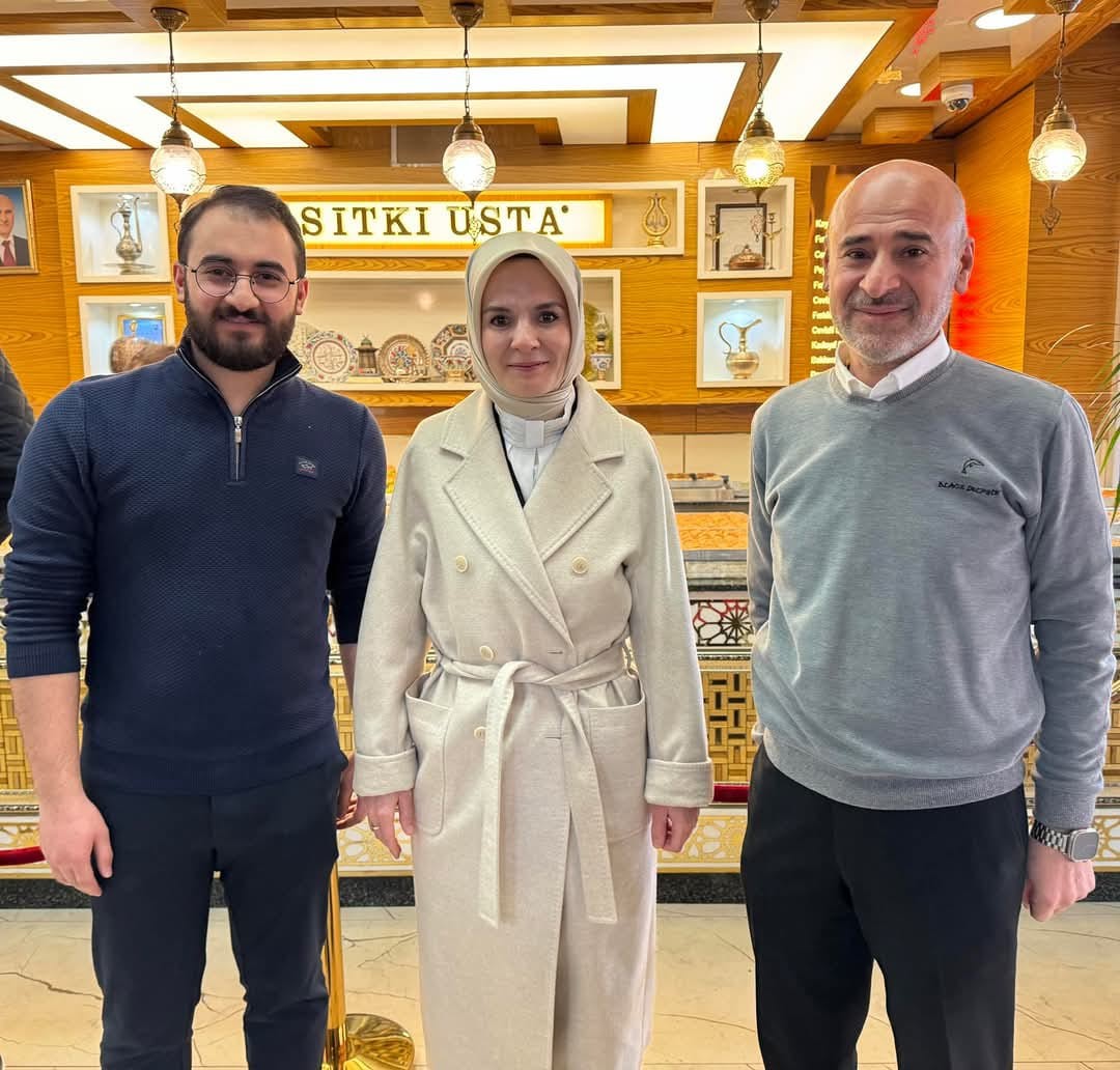 Meşhur Kadayıfçı Sıtkı Usta, Bakan Göktaş ağırladı
