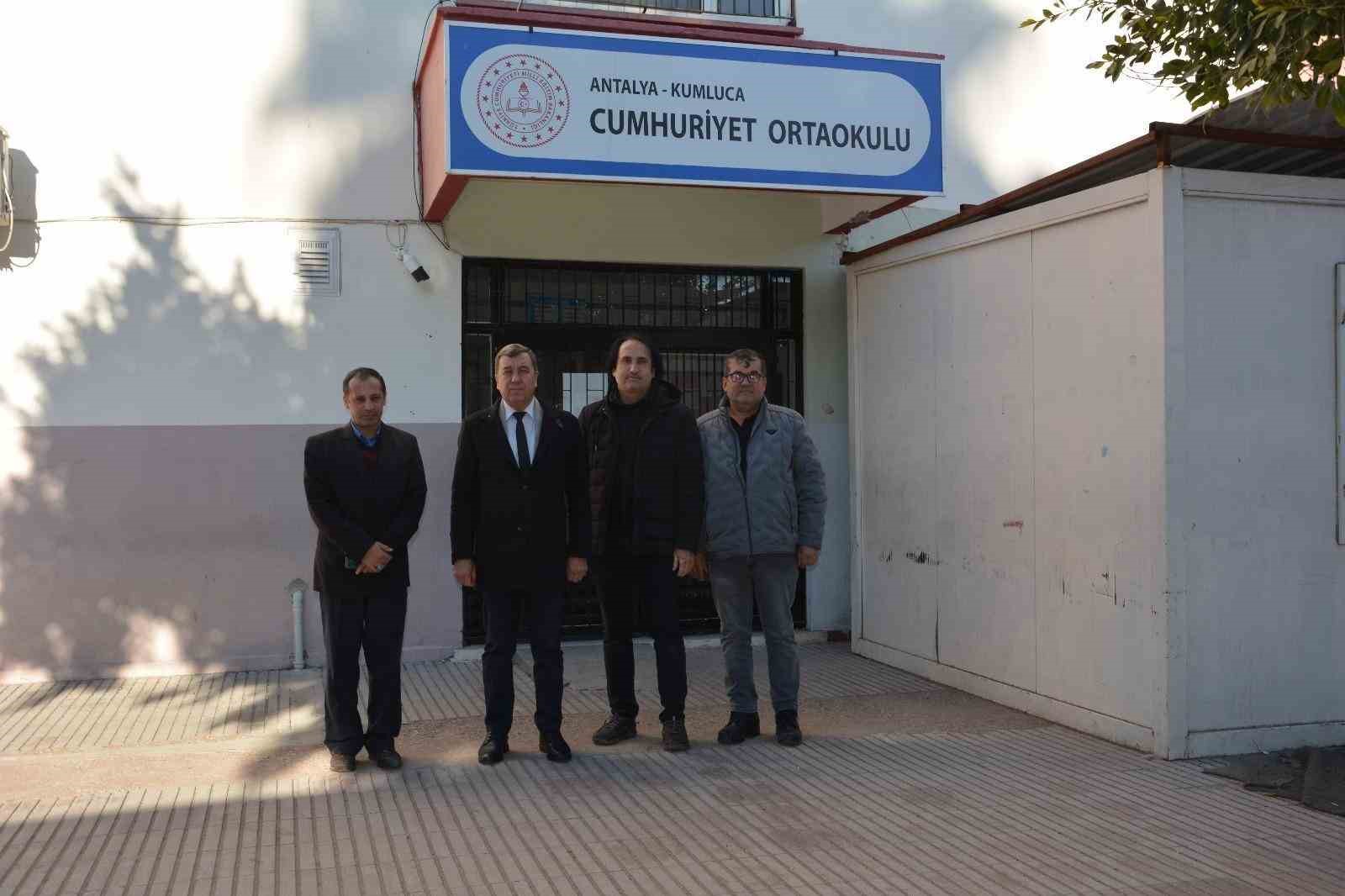 Cumhuriyet Ortaokulu’na kantin ve spor odaları kazandırıldı