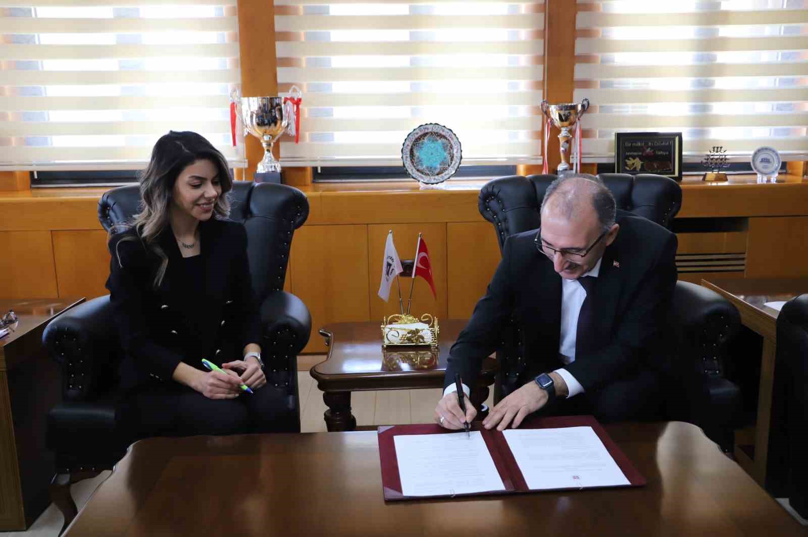Fırat Üniversitesi’nde AB projeleri için imza töreni