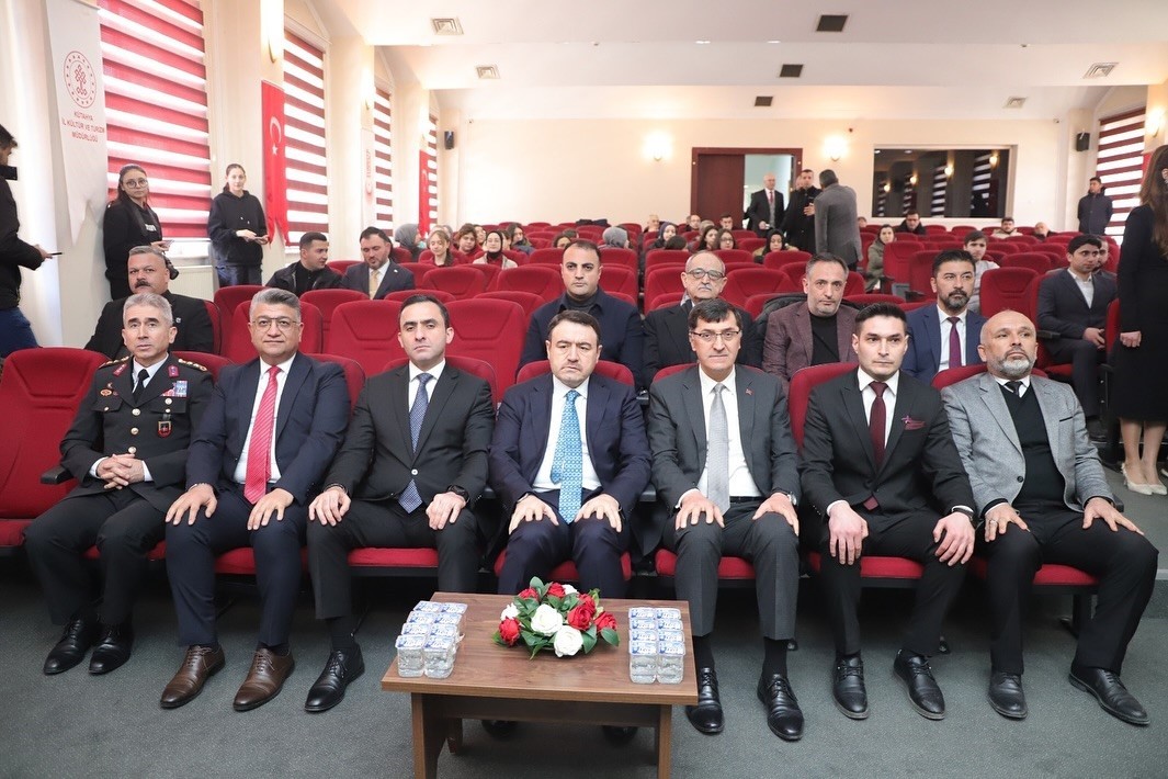 Kütahya’da Hocalı soykırımı şehitleri vefa ile anıldı