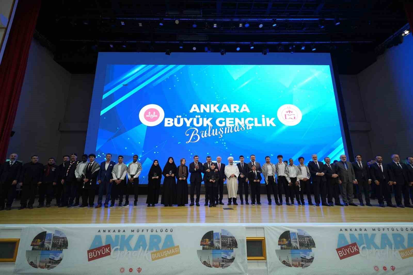 Bakan Tekin: 
