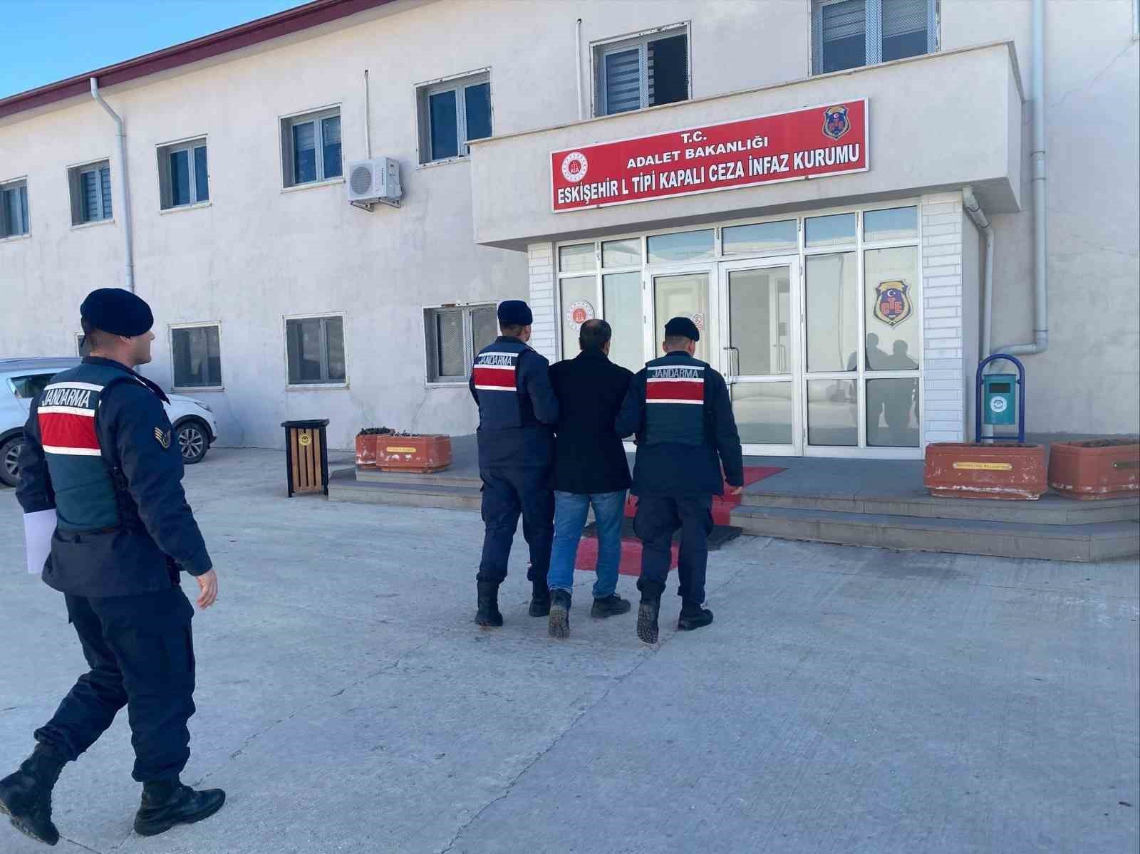 Jandarma ekiplerince yakalanan FETÖ üyesi tutuklandı